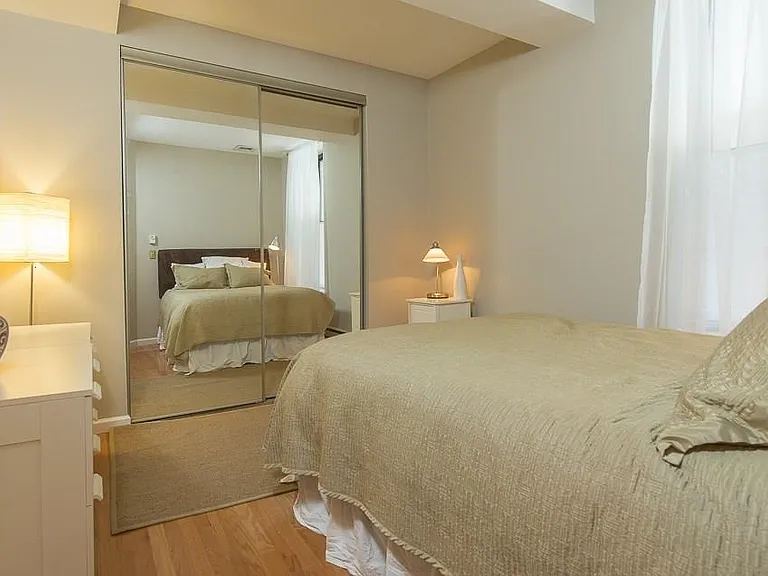 1110 Clinton St — Photo 4