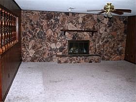 2nd image of 2507 Parkwood Pl
