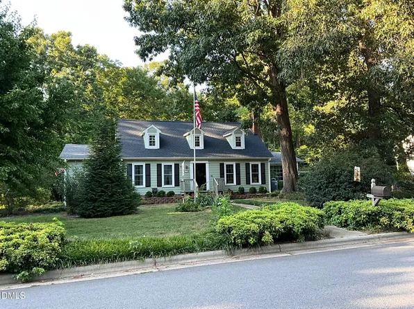 1112 Castalia Dr, Cary, NC 27513