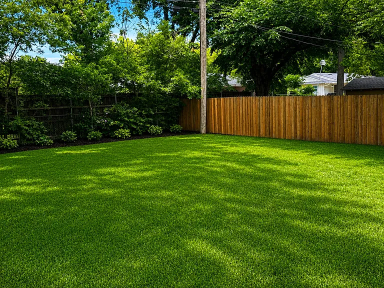 1007 W Sycamore St — Photo 17