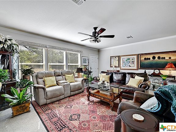4th image of 178 Leisure Ln