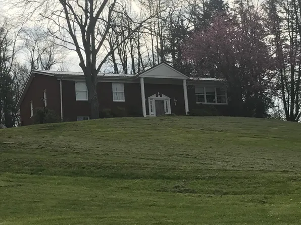 2276 McGraws Run Rd, Valley Grove, WV 26060