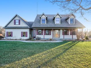 2960 Nickleplate Rd, Ionia, MI 48846