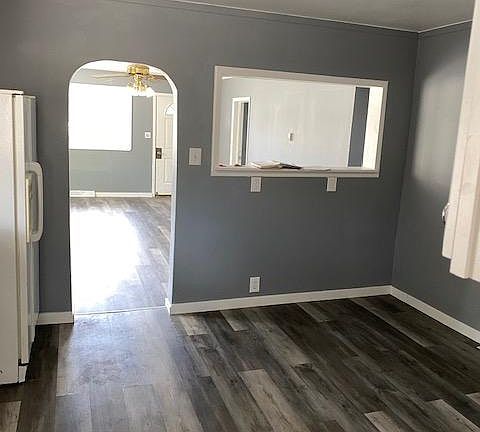 4th image of 1310 N Linden Ave
