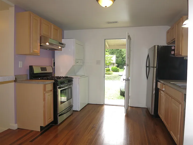 1110 Wellford St — Photo 21