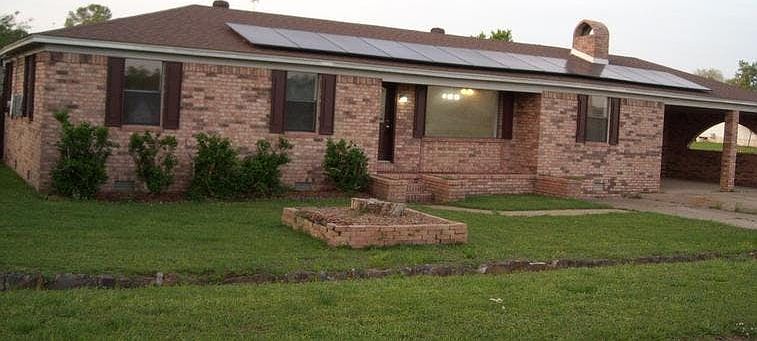 1st image of 202 W 1st St