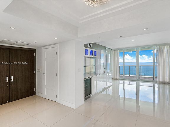 5th image of 19111 Collins Ave APT 3006