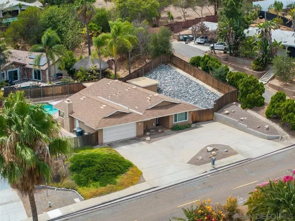 715 S Upas St, Escondido, CA 92025