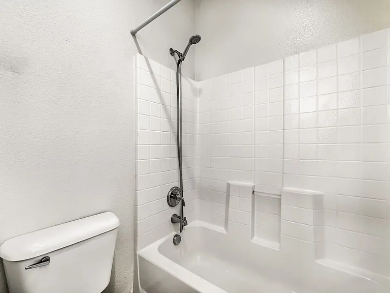 3412 Osiana Ave — Photo 19