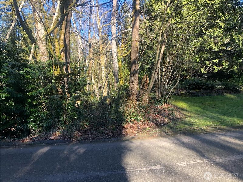 5th image of 2800 Westwood Drive NW