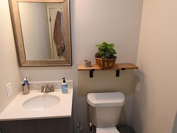 5th image of 3432 Garner Ln