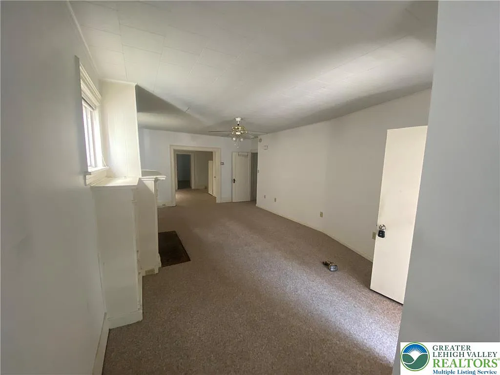 1 bed, 850 sqft, $850 — Photo 2