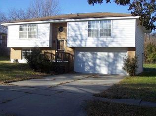 6231 Inverness Rd, Lincoln, NE 68512