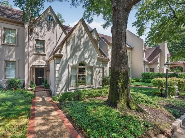 2525 Peachtree Rd NE APT 25, Atlanta, GA 30305