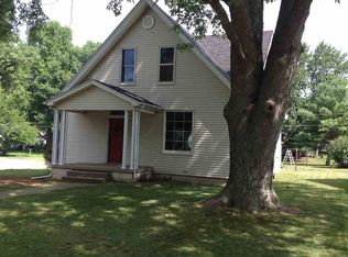 121 W Rohman St, Metamora, IL 61548