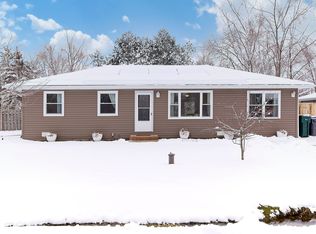 12841 W Clarendon Rd, Zion, IL 60099