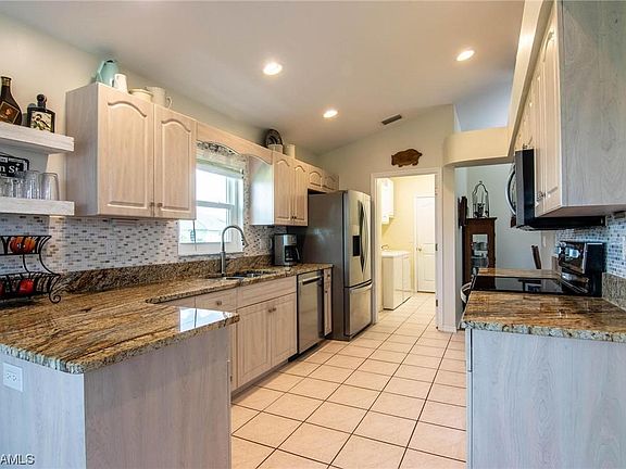 4th image of 3523 Sabal Springs Blvd