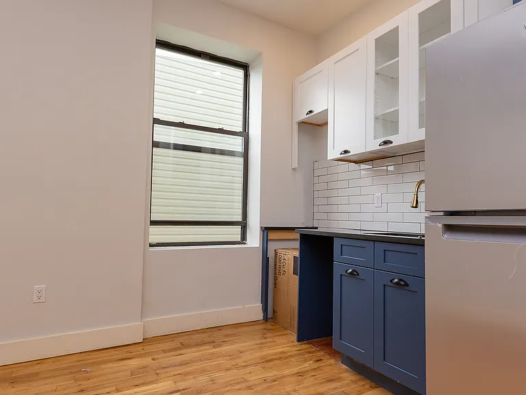 57 Grove St #2C — Photo 15
