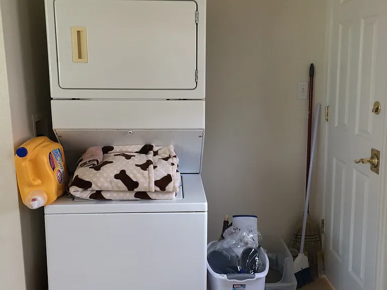 438 Baden Ave — Photo 2