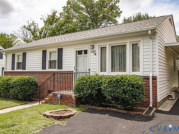 2nd image of 2905 Maple St