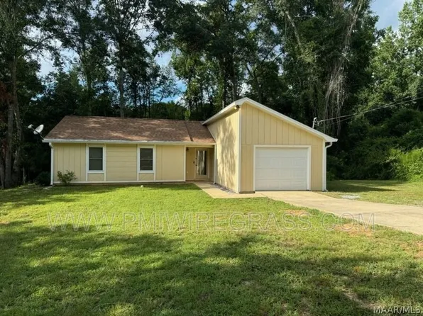 214 Brookside Ln, Ozark, AL 36360