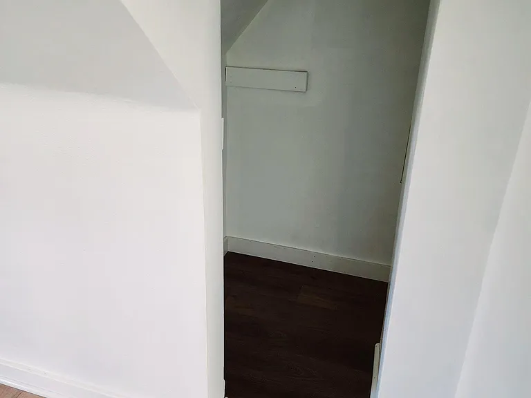 2121 Milz Ct — Photo 9