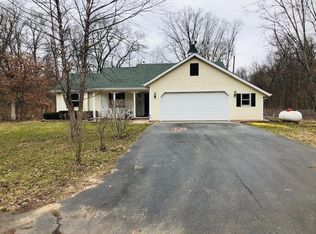 5466 E Dixie Ave, Demotte, IN 46310