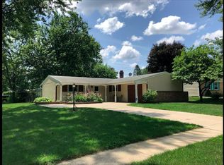 4813 Augustana Dr, Rockford, IL 61107