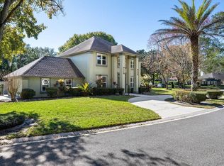 1735 Maple Leaf Dr, Windermere, FL 34786