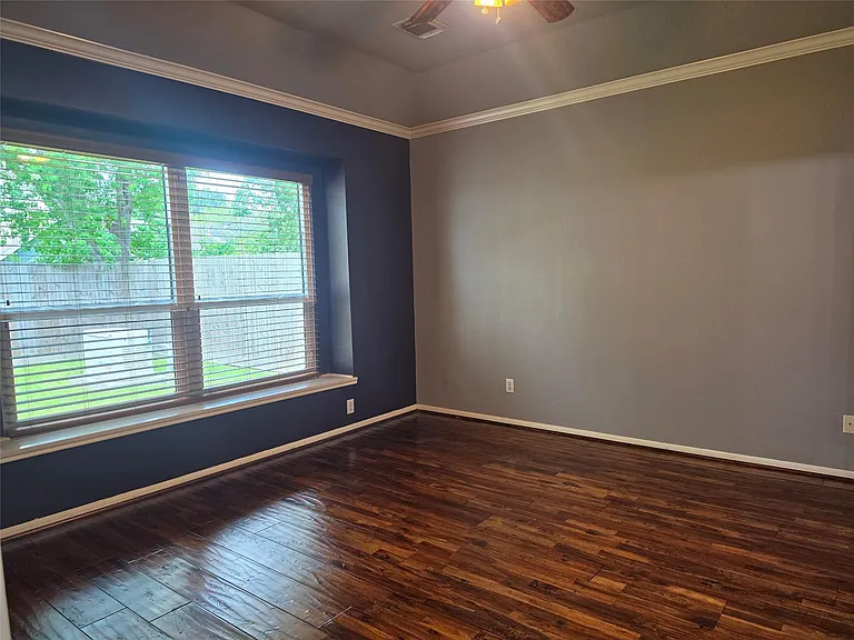 1138 Sussex Trl — Photo 12