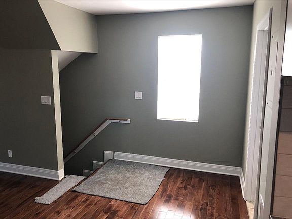 5th image of 19 E Woodrow Ave #B