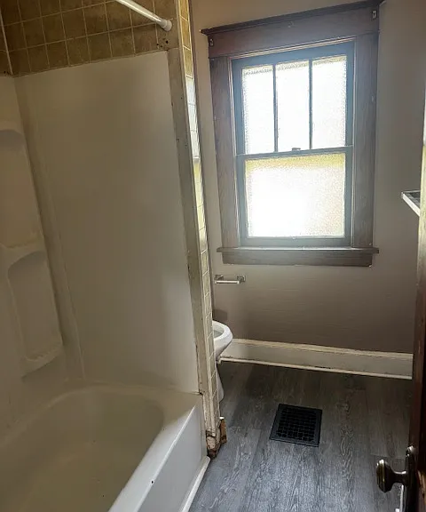 10 Mygatt St — Photo 8