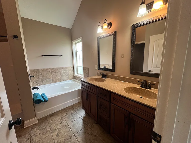 1009 Sunrise Dr #1009 — Photo 12