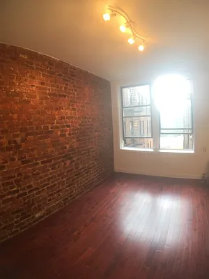 Rented by Bohemia Realty Group | media 23