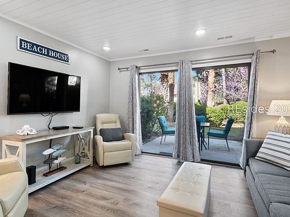 4th image of 17 Lagoon Road UNIT 15