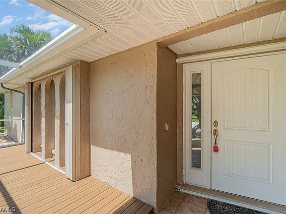 4th image of 1403 SE 33rd St