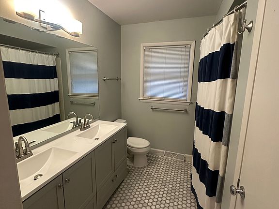 Main Bath