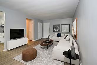 4th image of 7300 Marion Ave #302