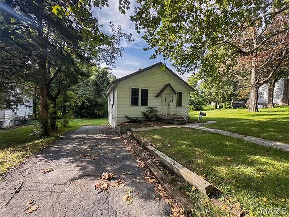 4th image of 423 Fork Dr
