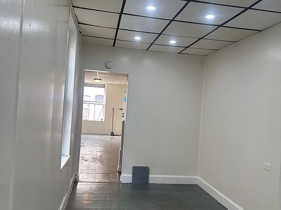 2nd image of 217 Mulberry St