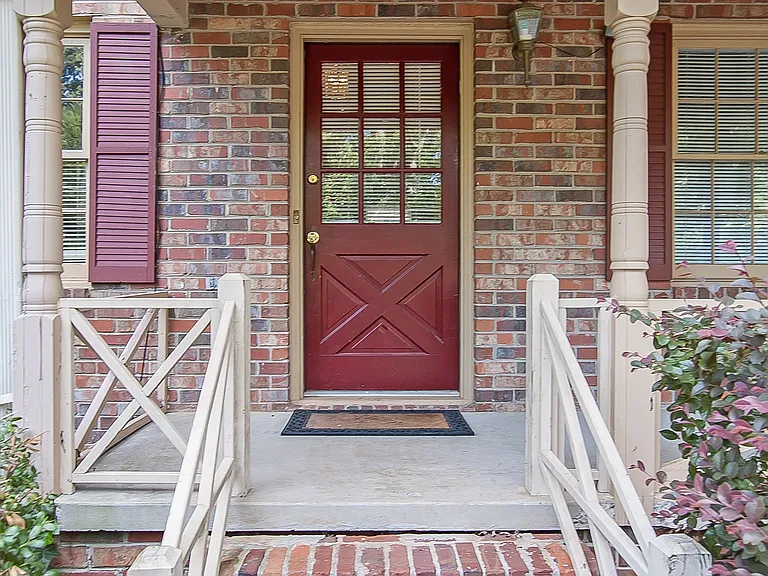 4682 Sharon Valley Ct — Photo 2
