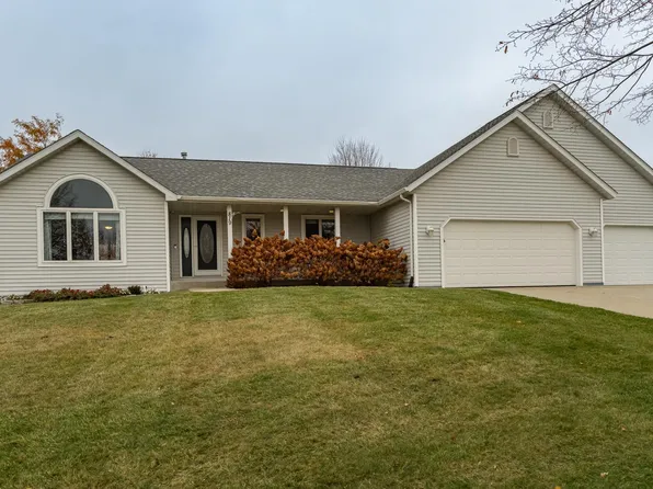 819 Scenario Ln SW, Rochester, MN 55902
