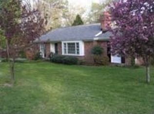 8437 Larkspur Rd, Richmond, VA 23235