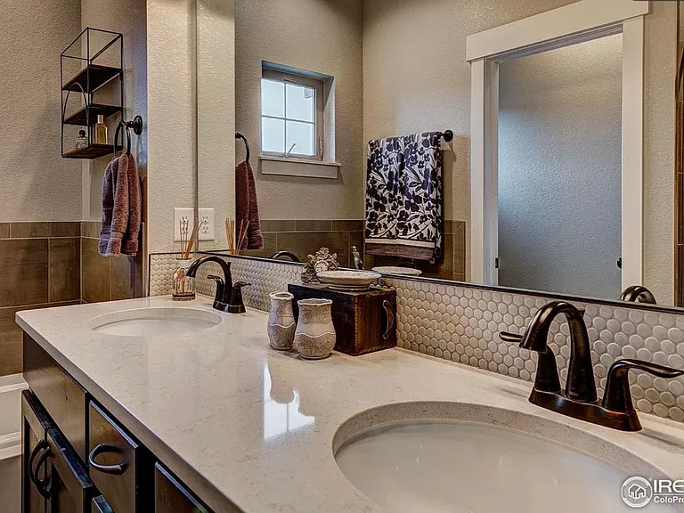 6328 Pumpkin Ridge Dr #5 — Photo 37