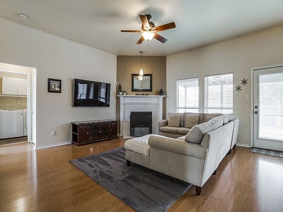 4th image of 7417 Bryn Mawr Dr