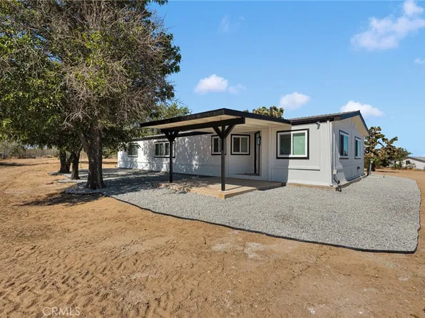 12532 Johnson Rd, Phelan, CA 92371