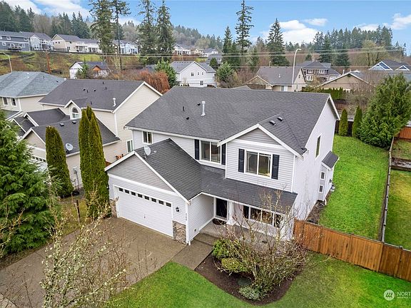 2nd image of 4288 Blackstone Drive SW