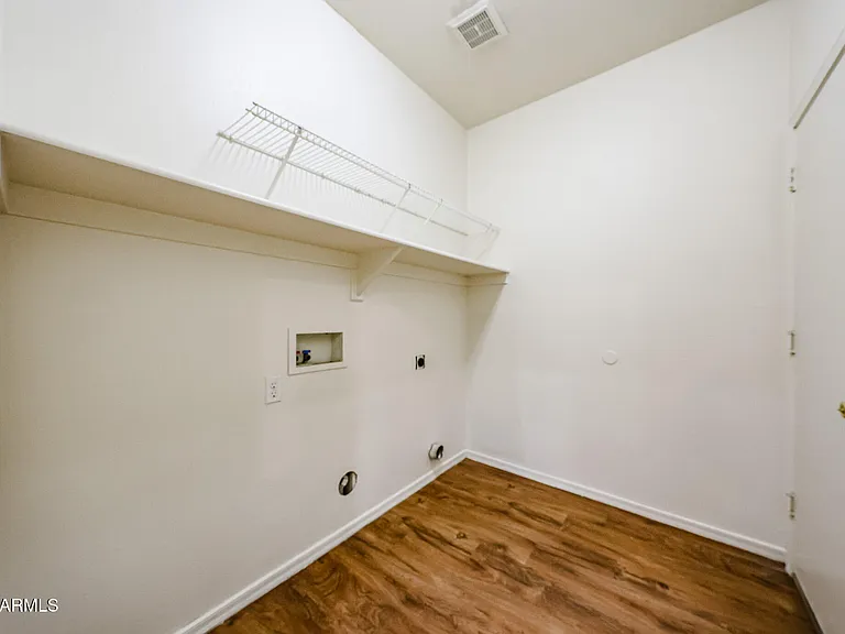 25242 N 40th Ln — Photo 16
