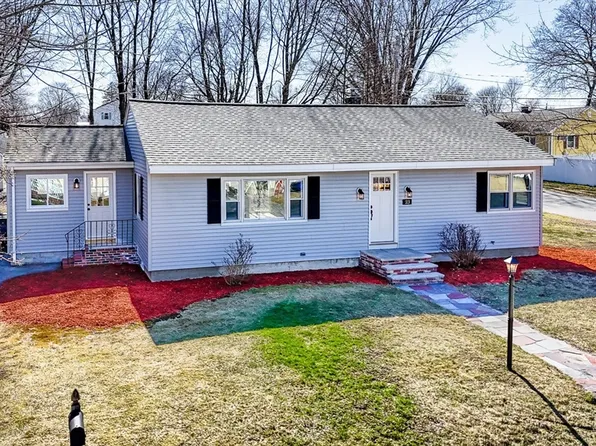 23 Paulette Ave, Dracut, MA 01826
