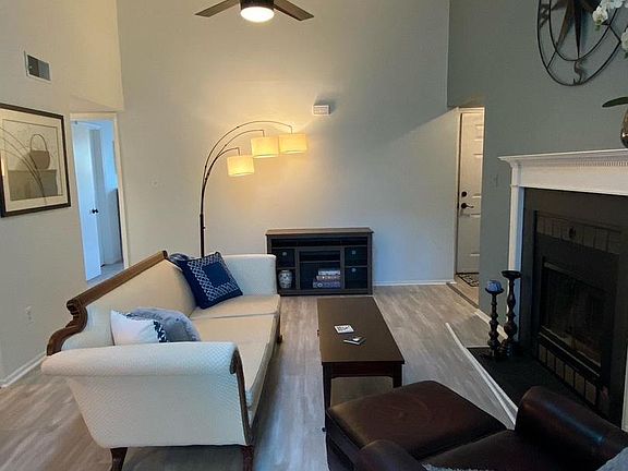 5th image of 2784 Bordeaux Pl